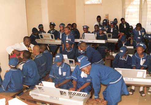 I bambini della Nazareth School.